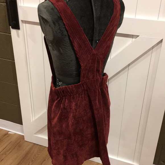 S Stitch and Pine Overall Skirt - Picture 2 of 4